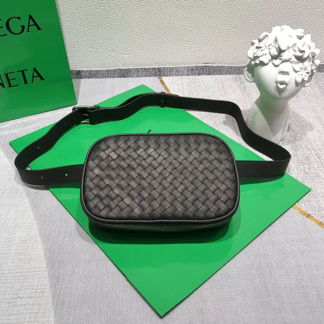 BOTTEGA VENETA fanny pack